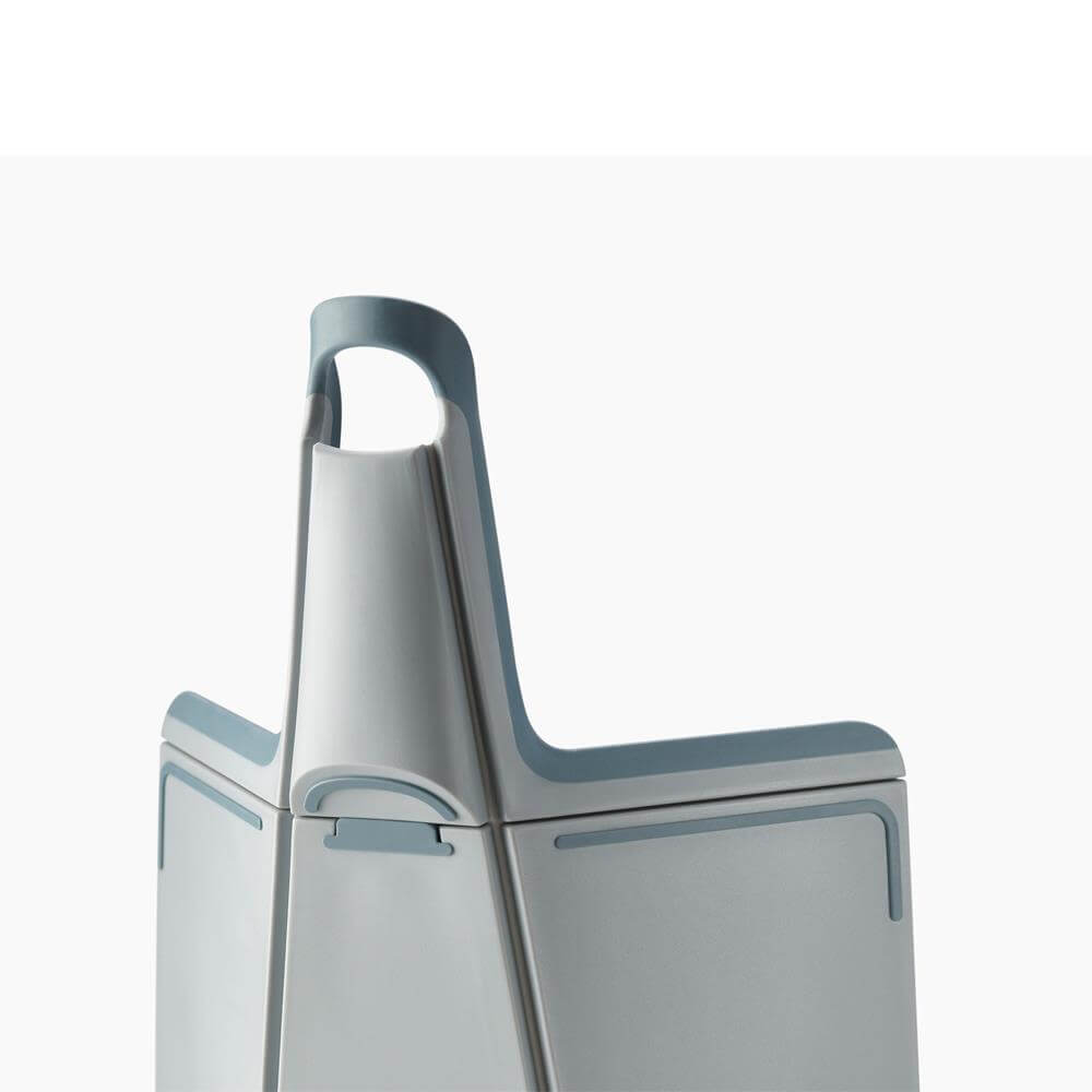 Joseph Joseph Chop2Pot Plus Pale Blue Large Folding Chopping Board